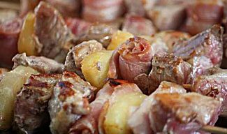 Brocheta tropical a la brasa